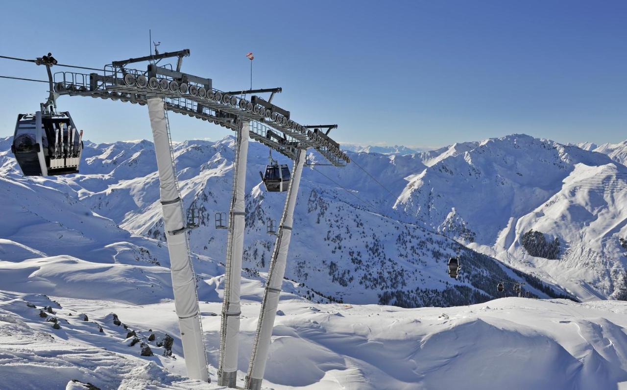 Hotel Almhof Hochfugen Luaran gambar